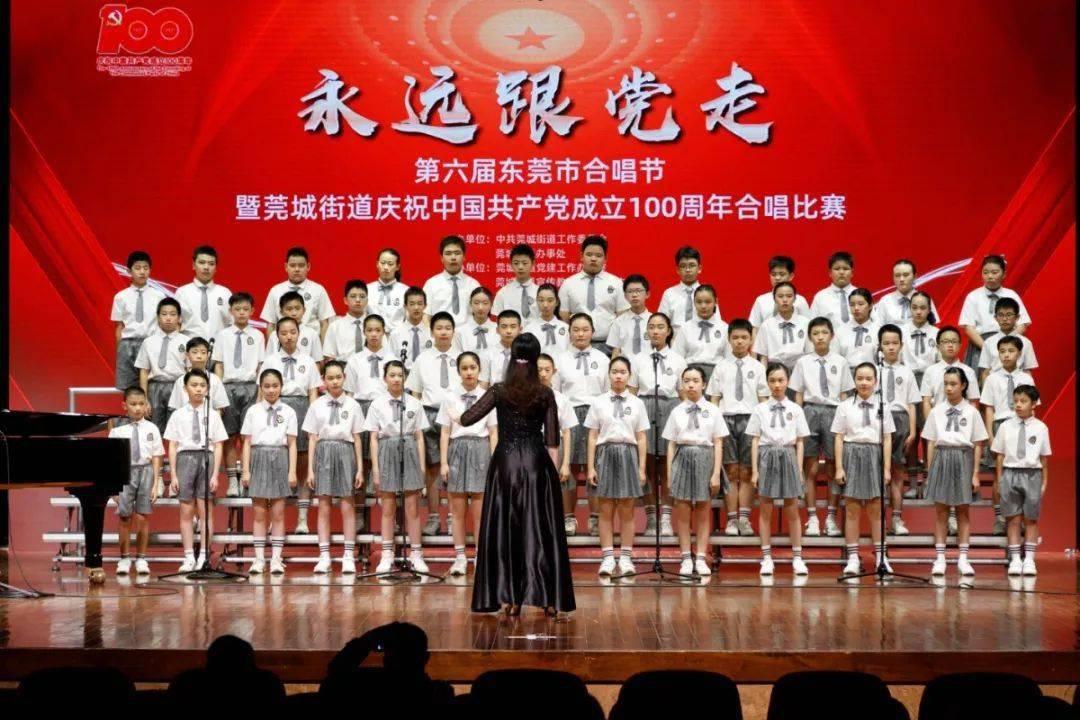 逃离破旧弃城